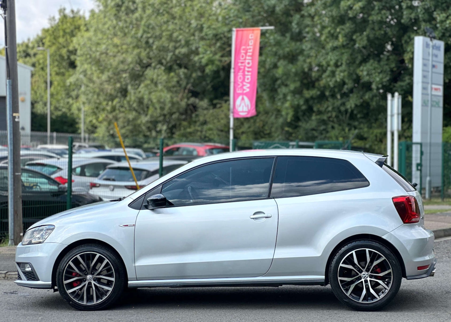 Used Volkswagen Polo 2016 for sale - 77437660: Photo 11