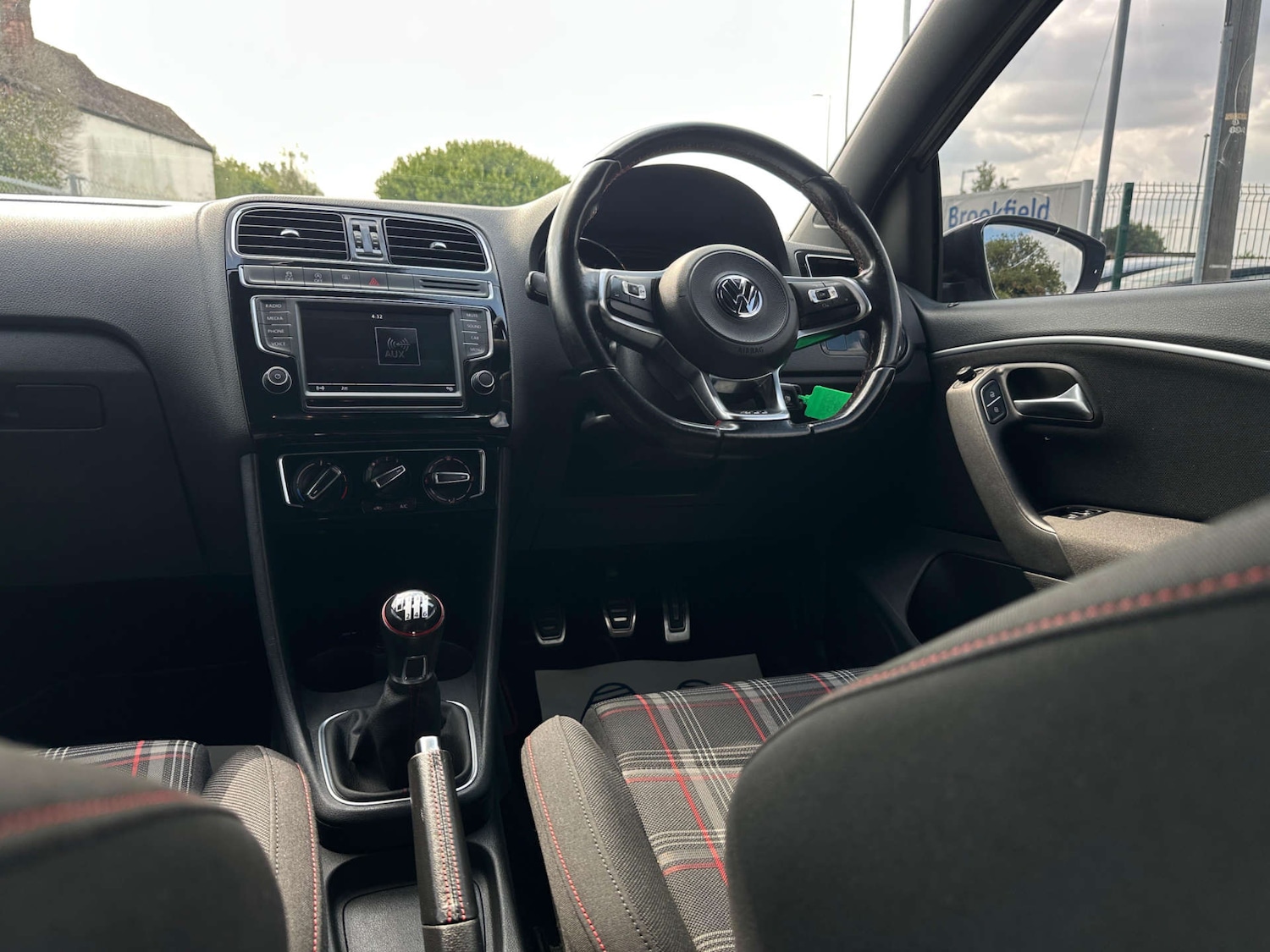 Used Volkswagen Polo 2016 for sale - 77437660: Photo 32