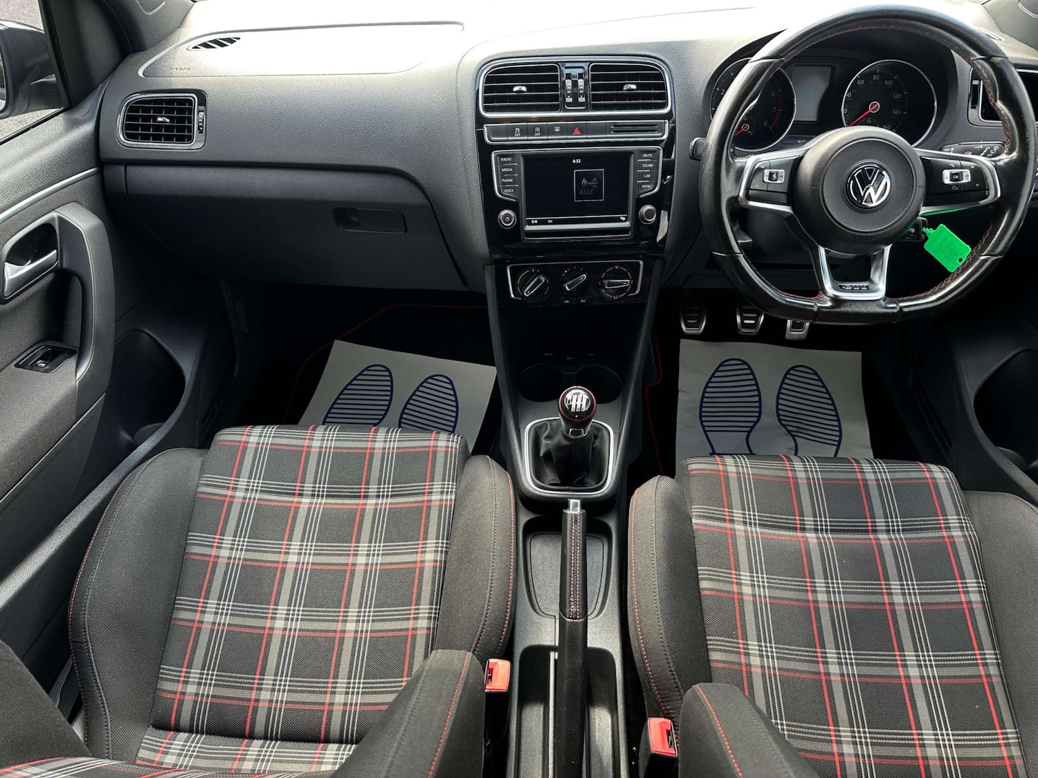 Used Volkswagen Polo 2016 for sale - 77437660: Photo 33