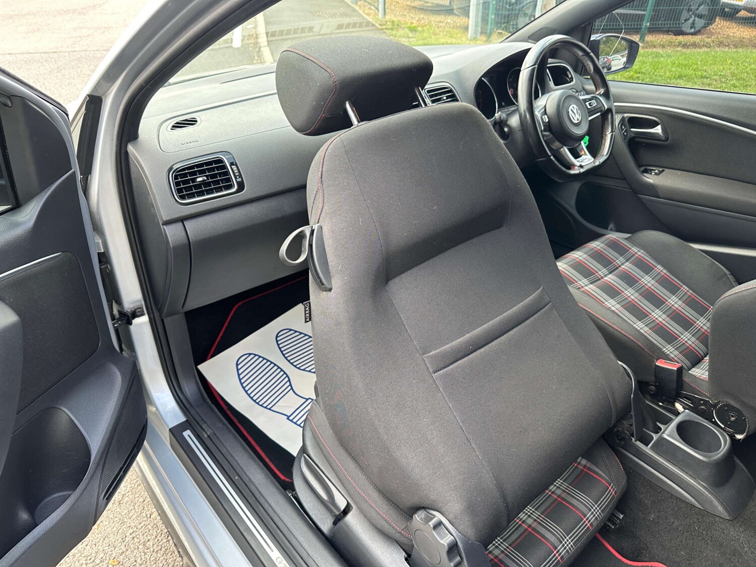 Used Volkswagen Polo 2016 for sale - 77437660: Photo 34