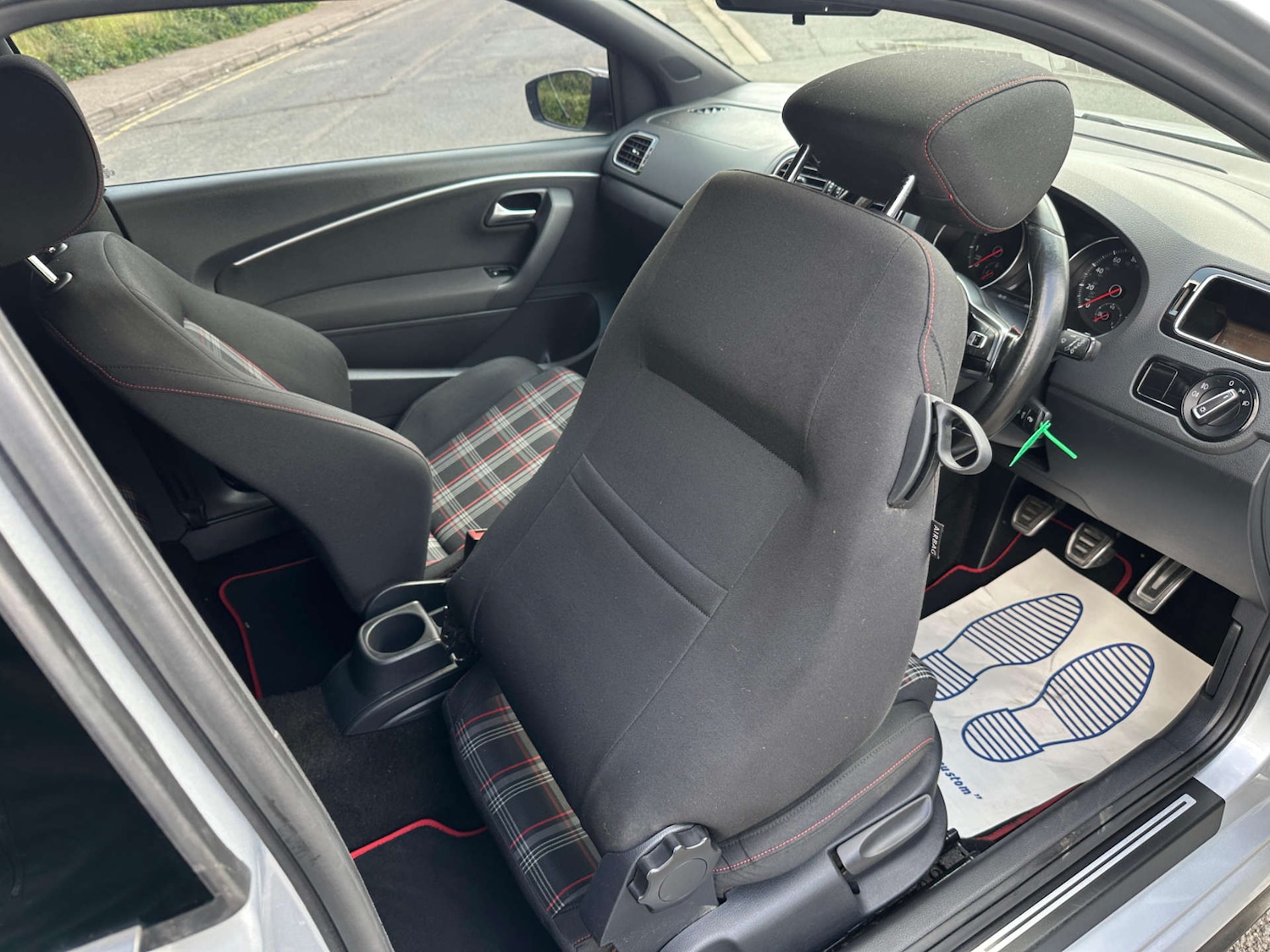 Used Volkswagen Polo 2016 for sale - 77437660: Photo 41