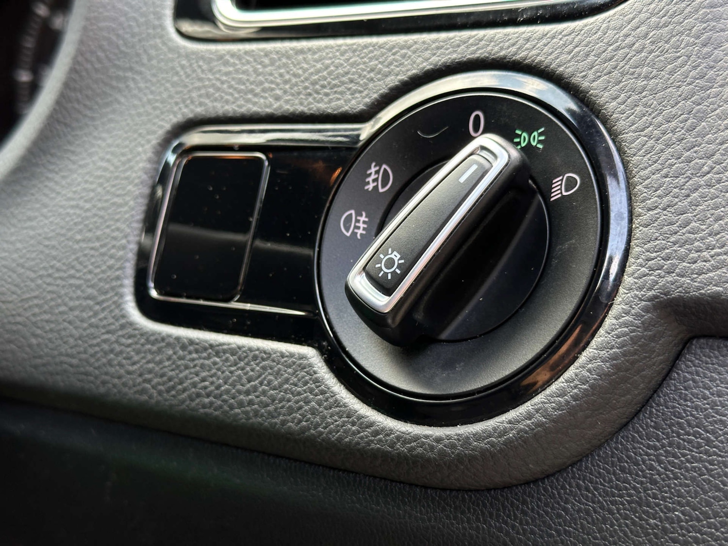 Used Volkswagen Polo 2016 for sale - 77437660: Photo 46