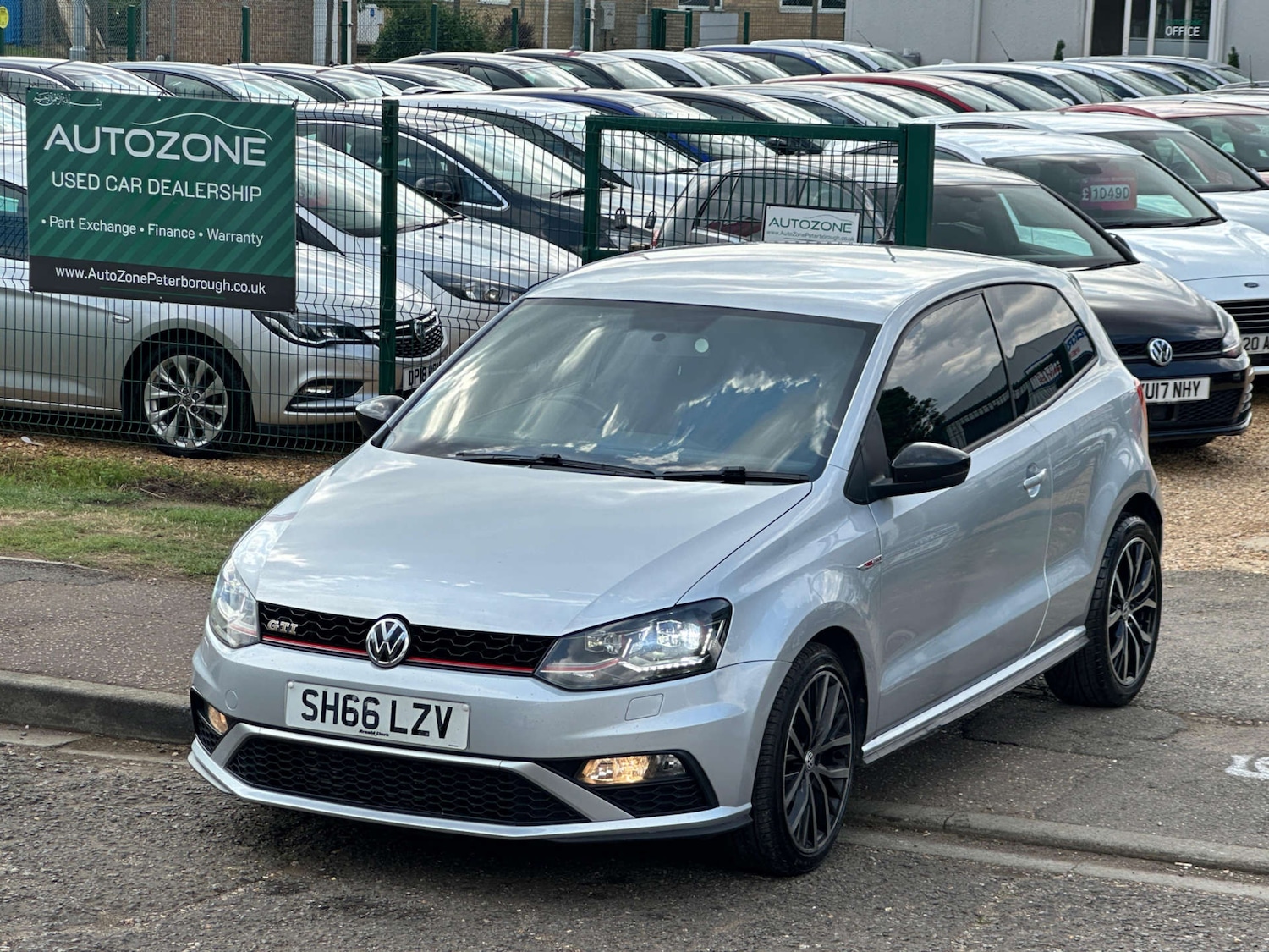 Used Volkswagen Polo 2016 for sale - 77437660: Photo 6