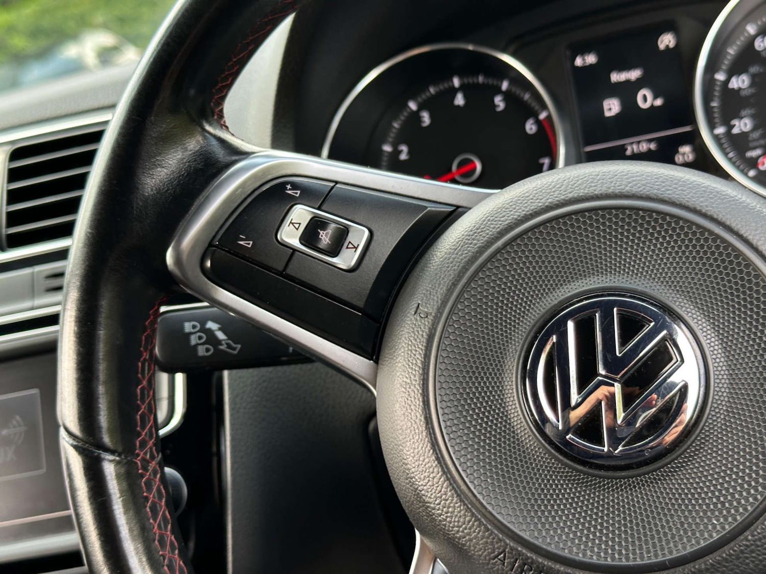 Used Volkswagen Polo 2016 for sale - 77437660: Photo 65