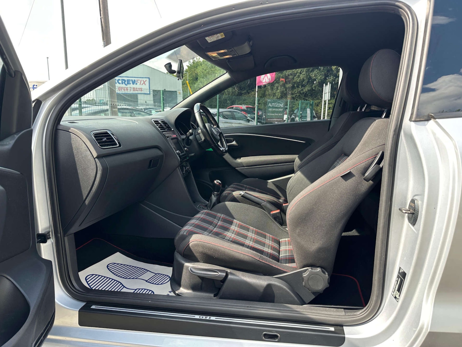 Used Volkswagen Polo 2016 for sale - 77437660: Photo 70