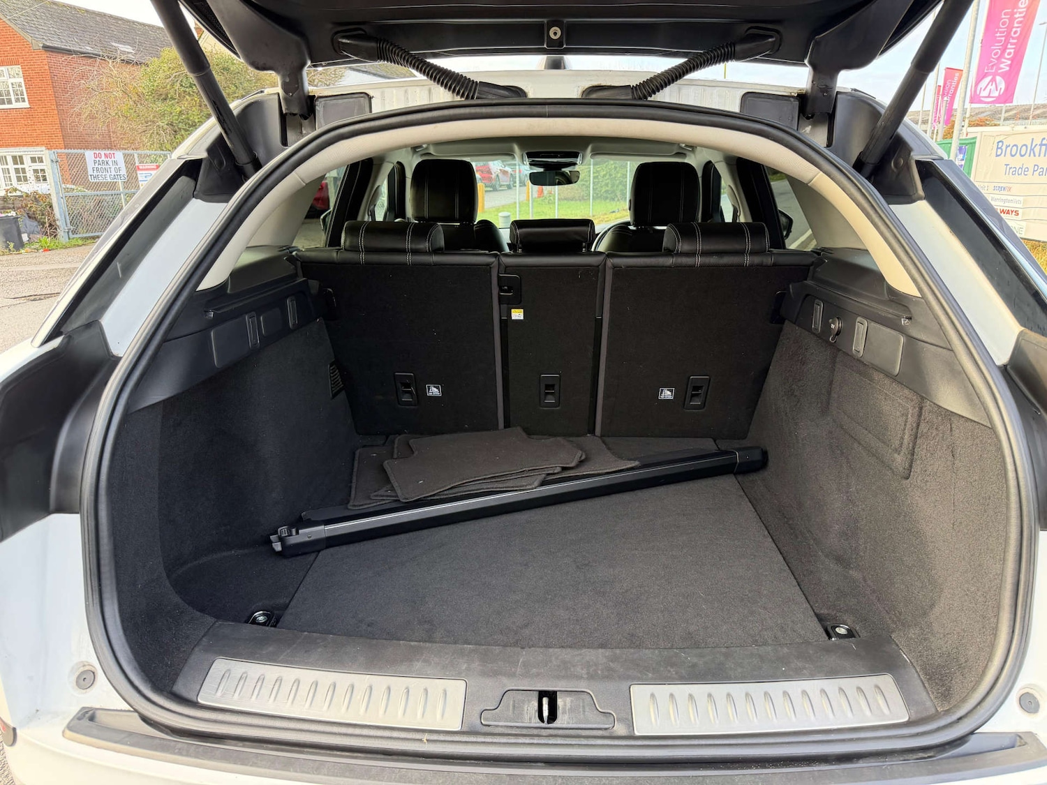 Used Land Rover Range Rover Velar 2020 for sale - 77437500: Photo 83