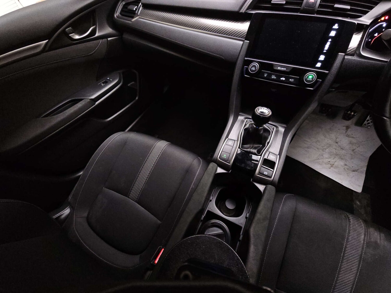 Used Honda Civic 2017 for sale - 77581093: Photo 9