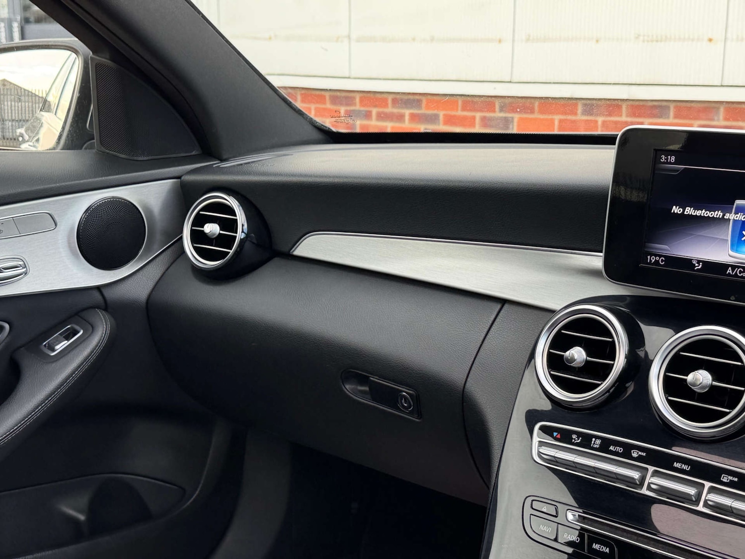 Used Mercedes-Benz C Class 2018 for sale - 77437505: Photo 18