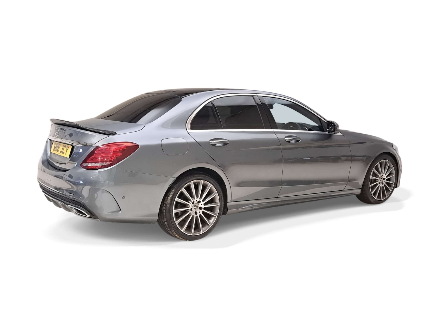 Used Mercedes-Benz C Class 2018 for sale - 77437505: Photo 2