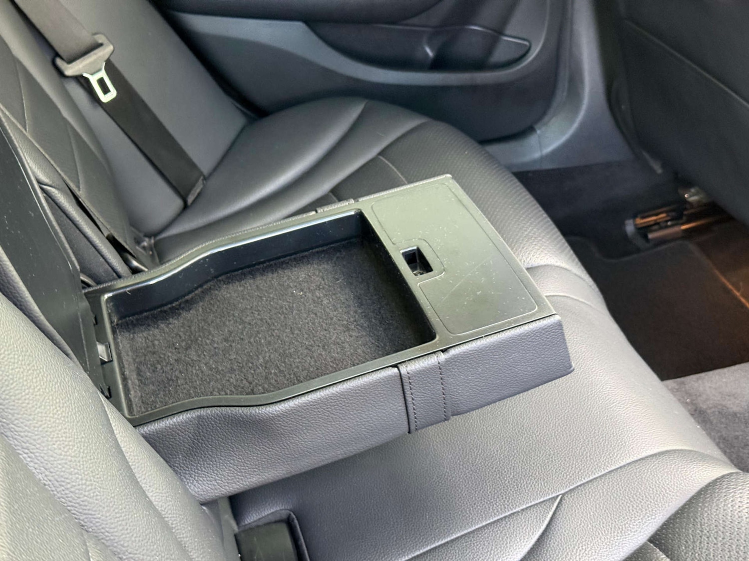 Used Mercedes-Benz C Class 2018 for sale - 77437505: Photo 28