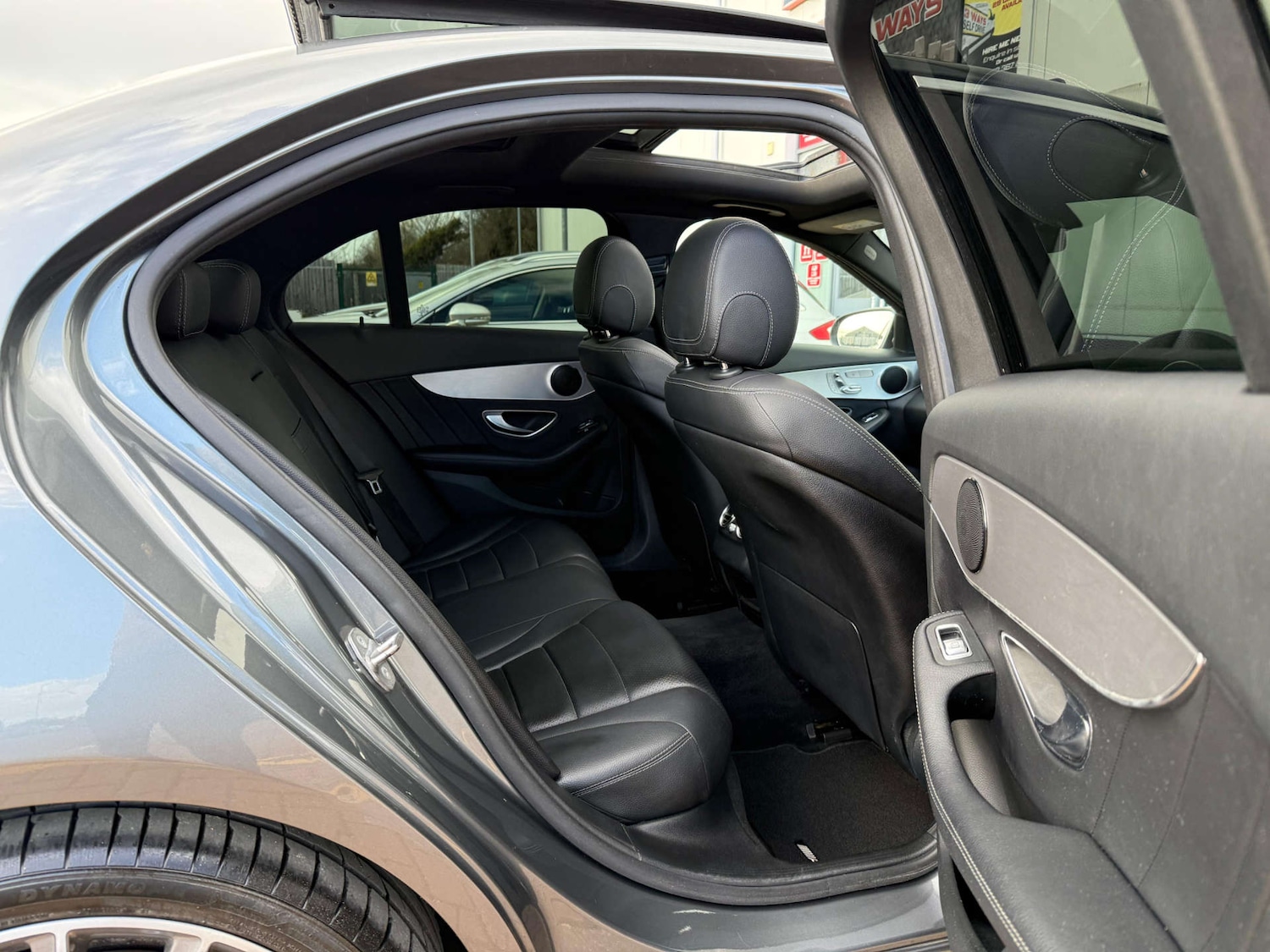 Used Mercedes-Benz C Class 2018 for sale - 77437505: Photo 29