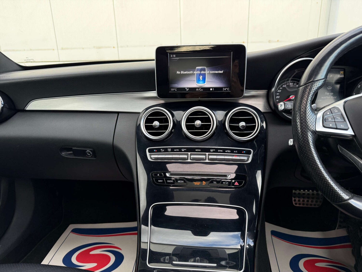 Used Mercedes-Benz C Class 2018 for sale - 77437505: Photo 61