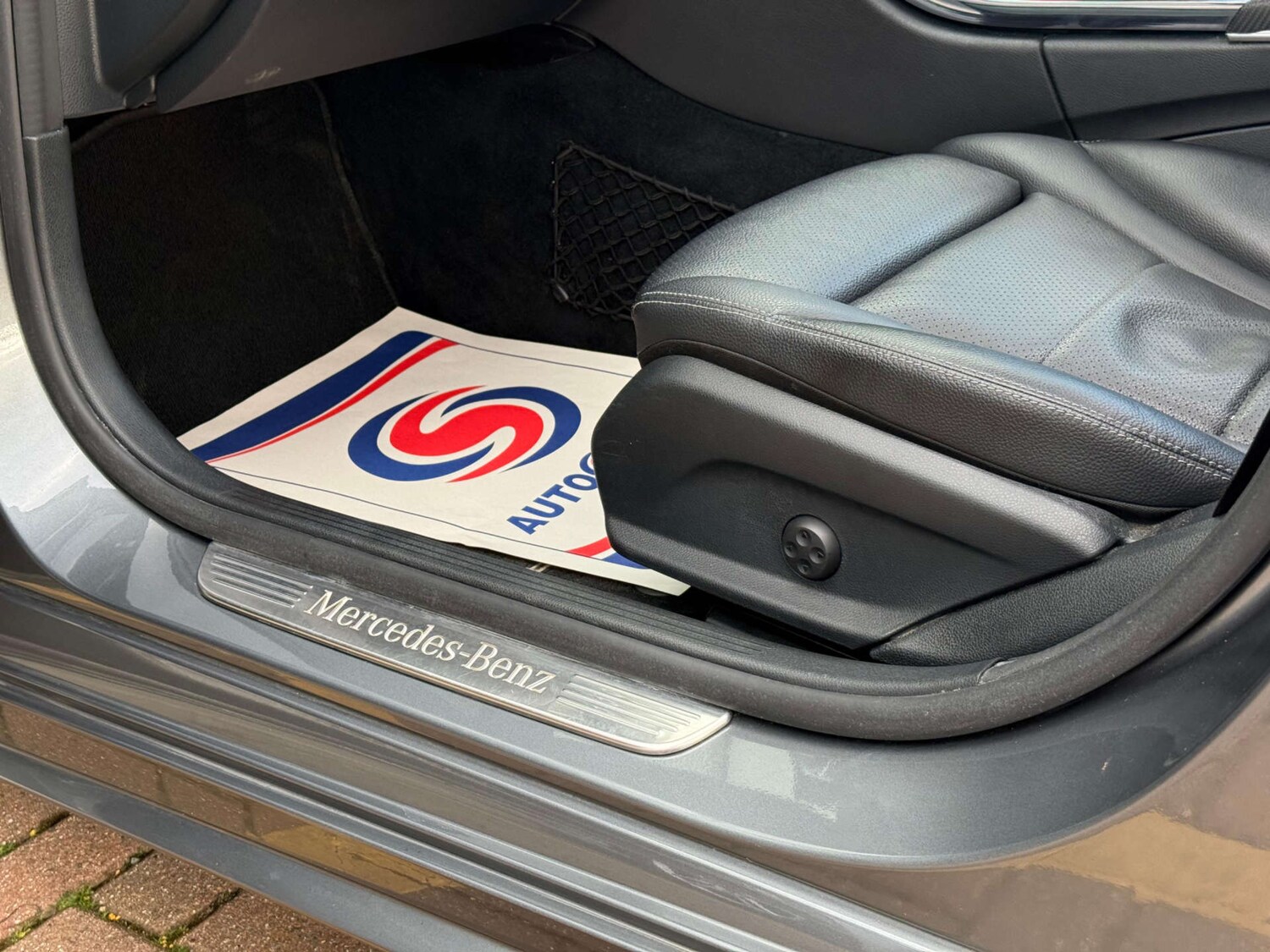 Used Mercedes-Benz C Class 2018 for sale - 77437505: Photo 77