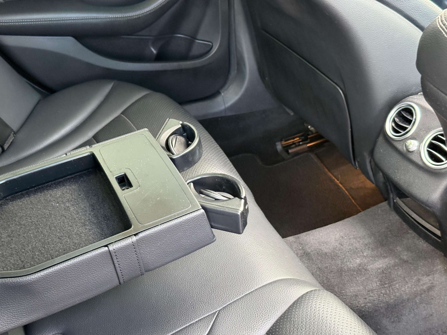 Used Mercedes-Benz C Class 2018 for sale - 77437505: Photo 79