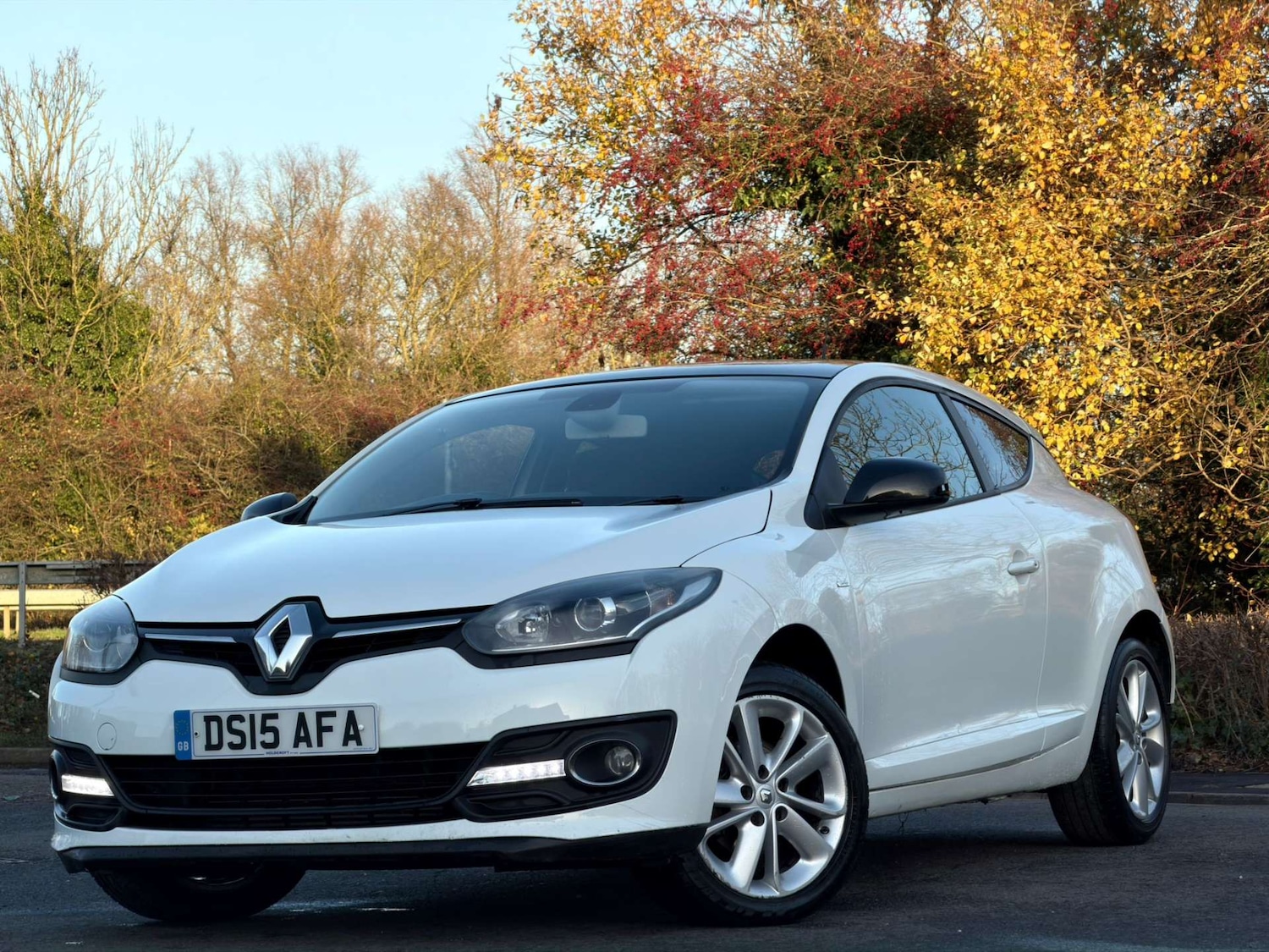 Used Renault Megane 2015 for sale - 77437446: Photo 3
