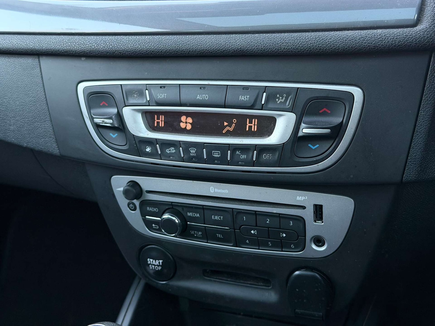 Used Renault Megane 2015 for sale - 77437446: Photo 36