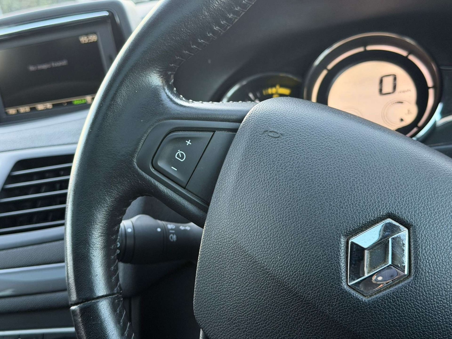 Used Renault Megane 2015 for sale - 77437446: Photo 37