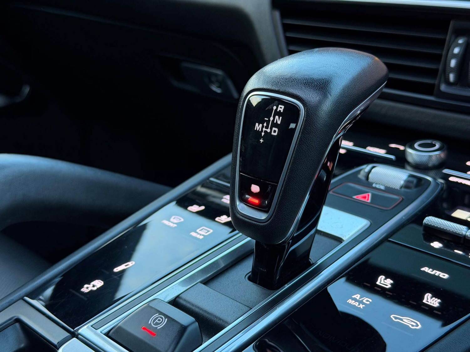 Used Porsche Cayenne 2018 for sale - 77437519: Photo 27