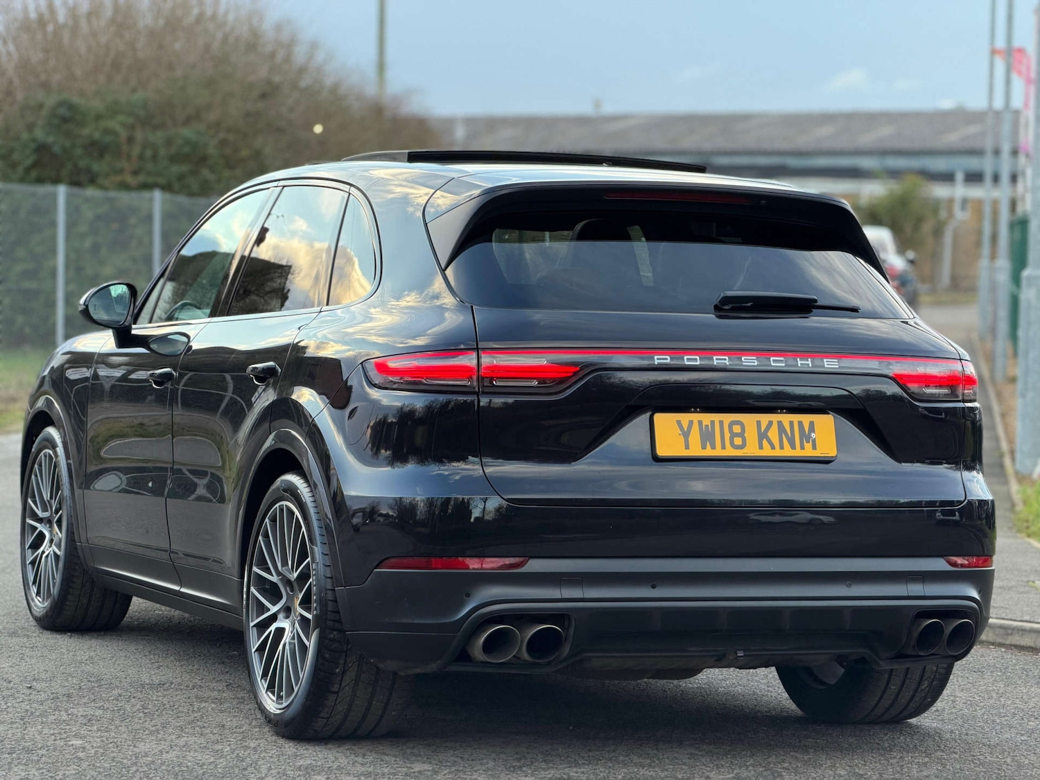 Used Porsche Cayenne 2018 for sale - 77437519: Photo 4