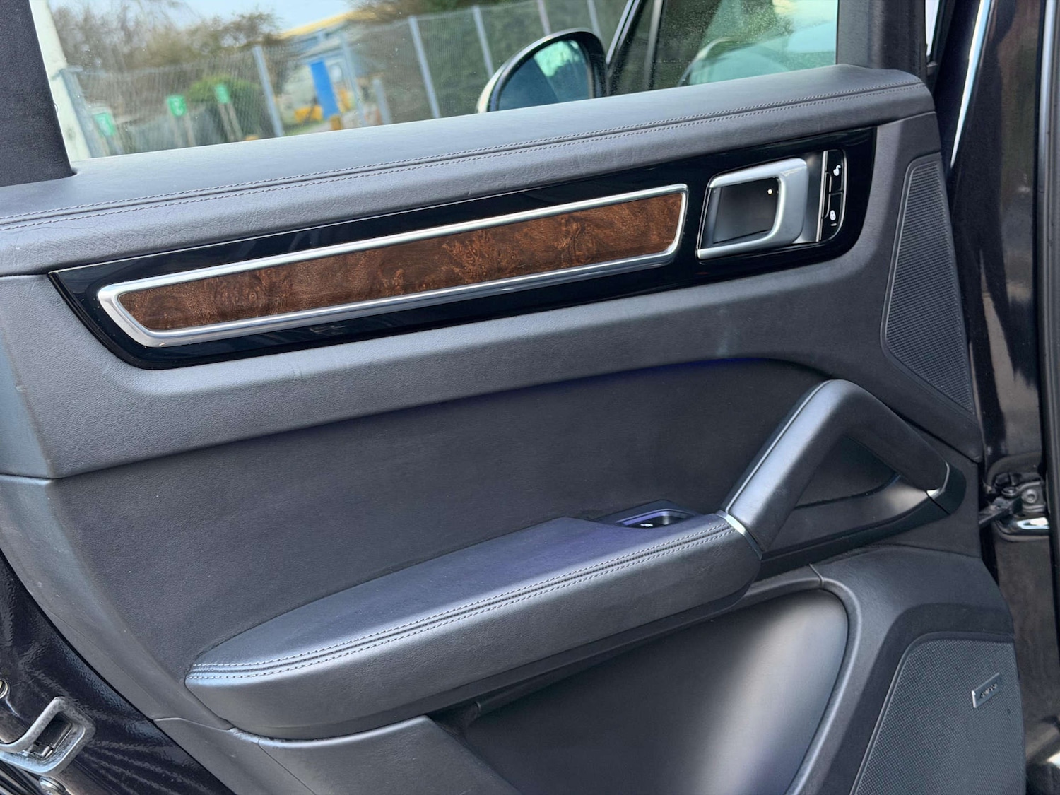 Used Porsche Cayenne 2018 for sale - 77437519: Photo 51