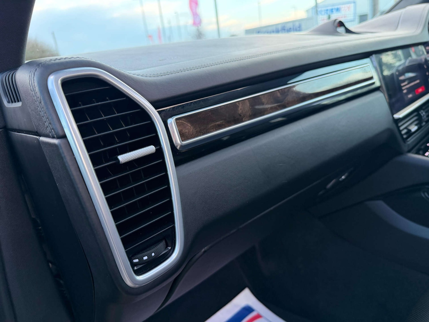 Used Porsche Cayenne 2018 for sale - 77437519: Photo 93