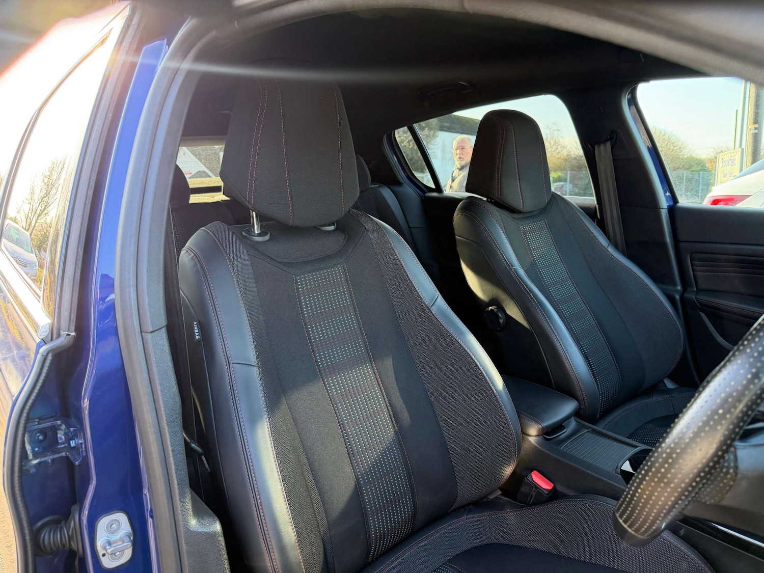 Used Peugeot 308 2016 for sale - 77437626: Photo 18