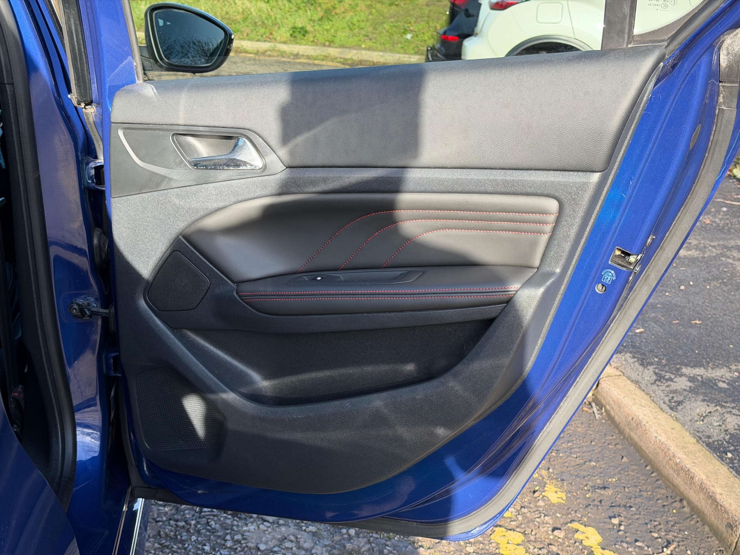 Used Peugeot 308 2016 for sale - 77437626: Photo 44