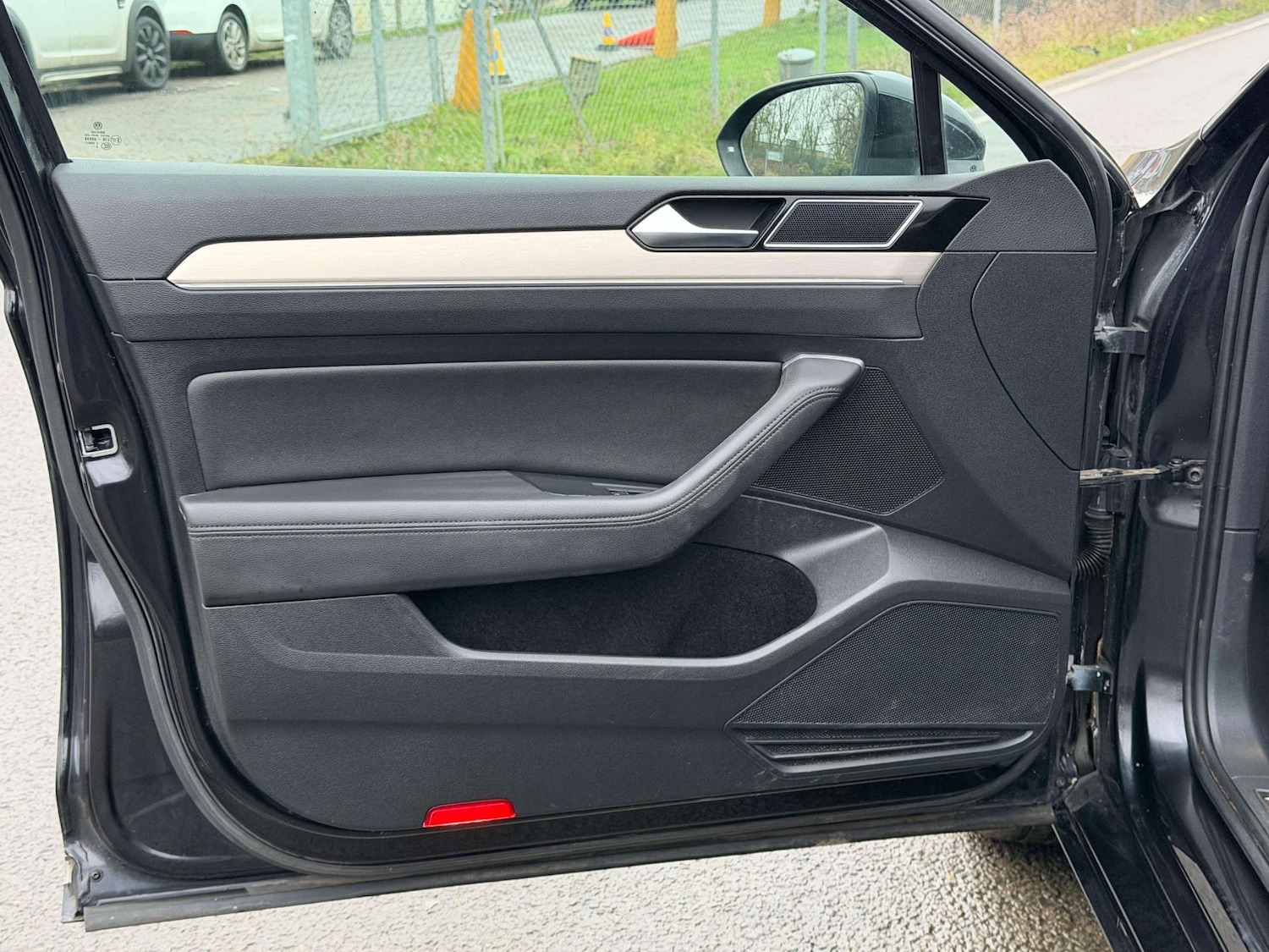 Used Volkswagen Passat 2016 for sale - 77437452: Photo 42