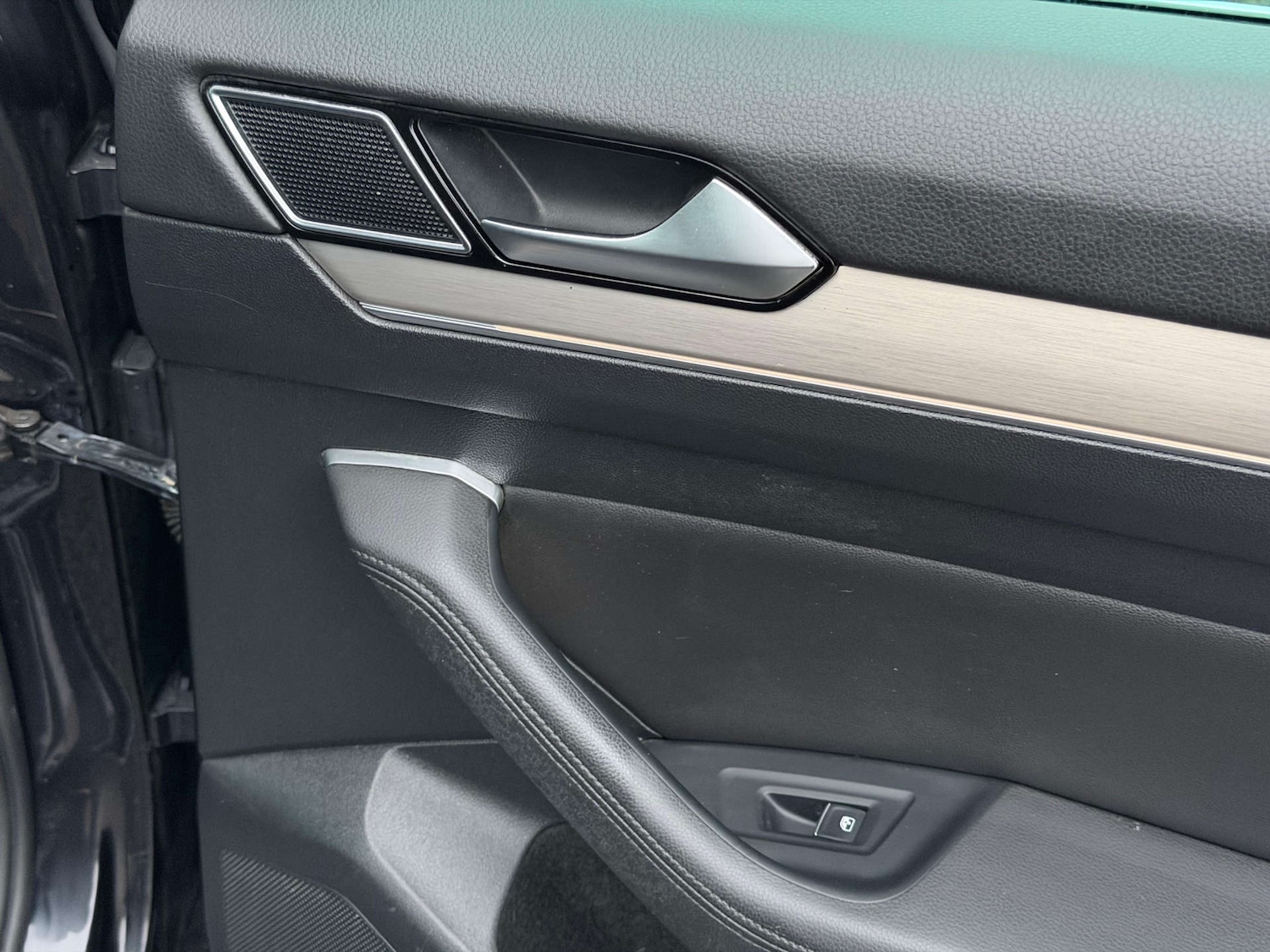 Used Volkswagen Passat 2016 for sale - 77437452: Photo 48