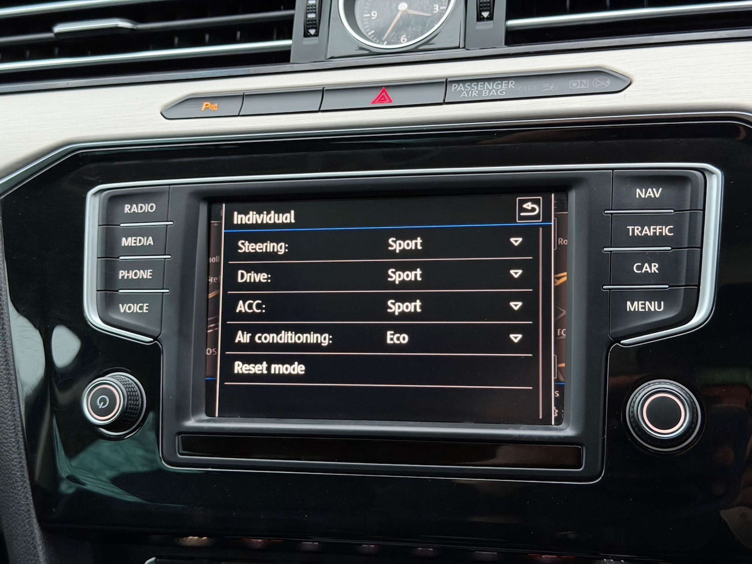 Used Volkswagen Passat 2016 for sale - 77437452: Photo 58