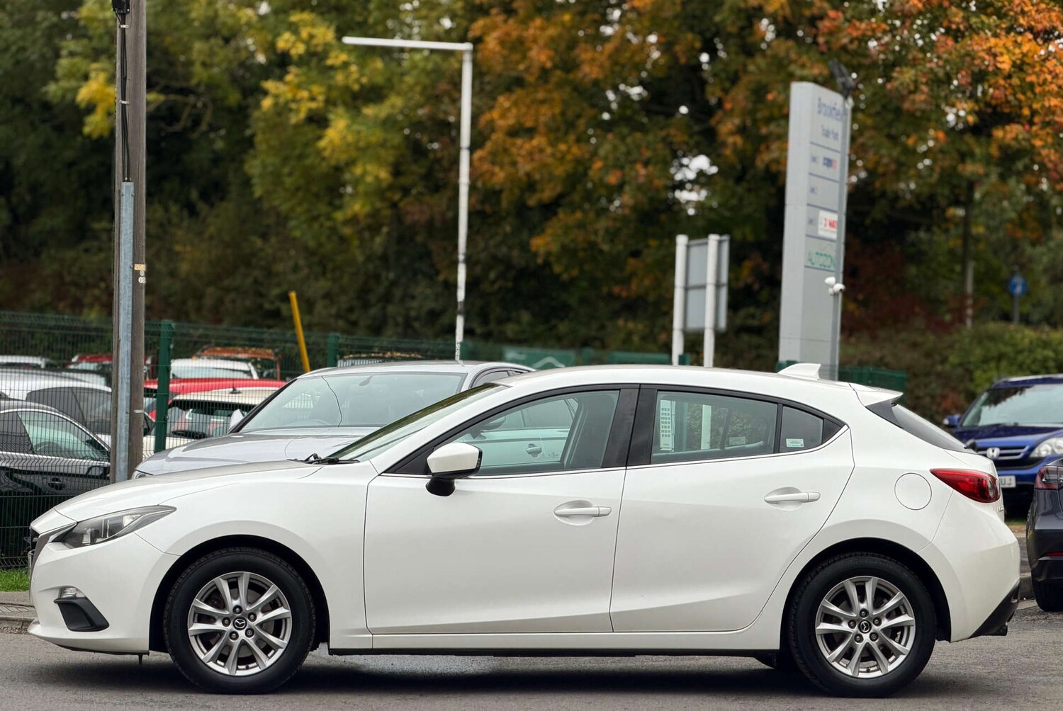 Used Mazda Mazda3 2015 for sale - 77437685: Photo 12