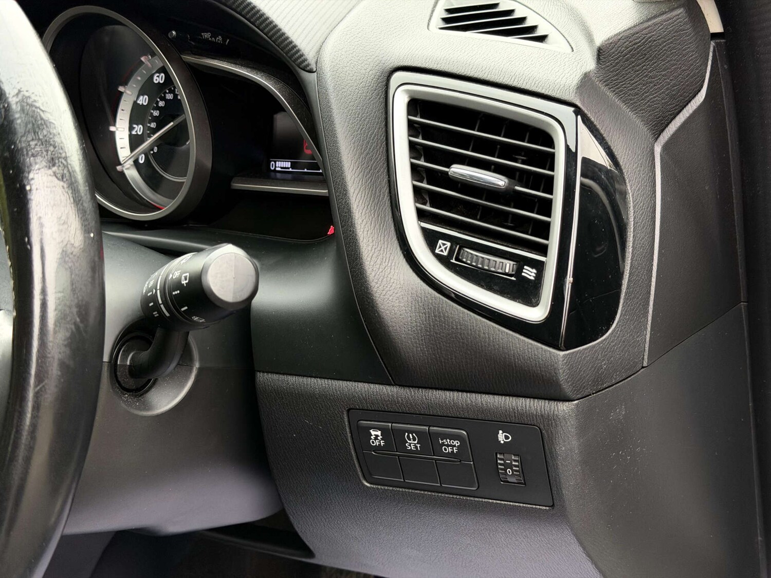 Used Mazda Mazda3 2015 for sale - 77437685: Photo 45