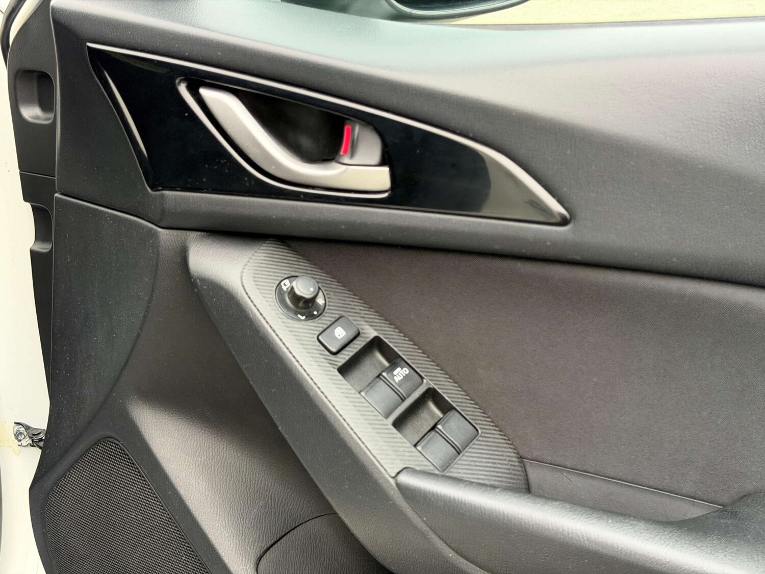 Used Mazda Mazda3 2015 for sale - 77437685: Photo 51