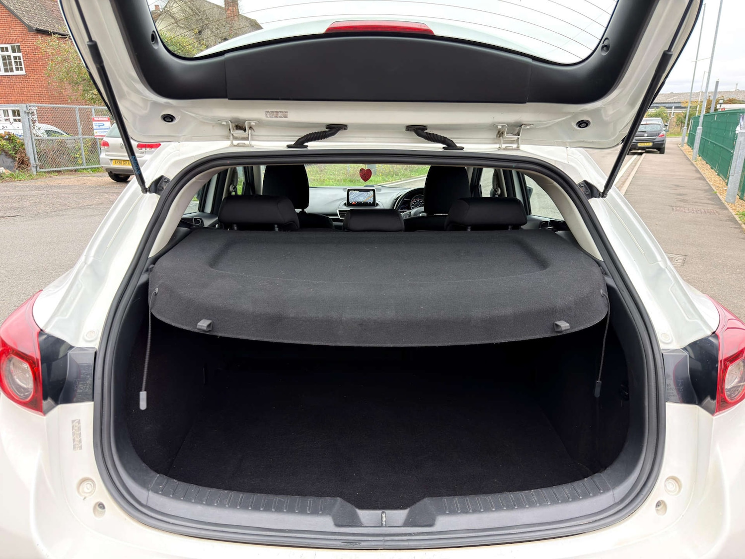 Used Mazda Mazda3 2015 for sale - 77437685: Photo 74