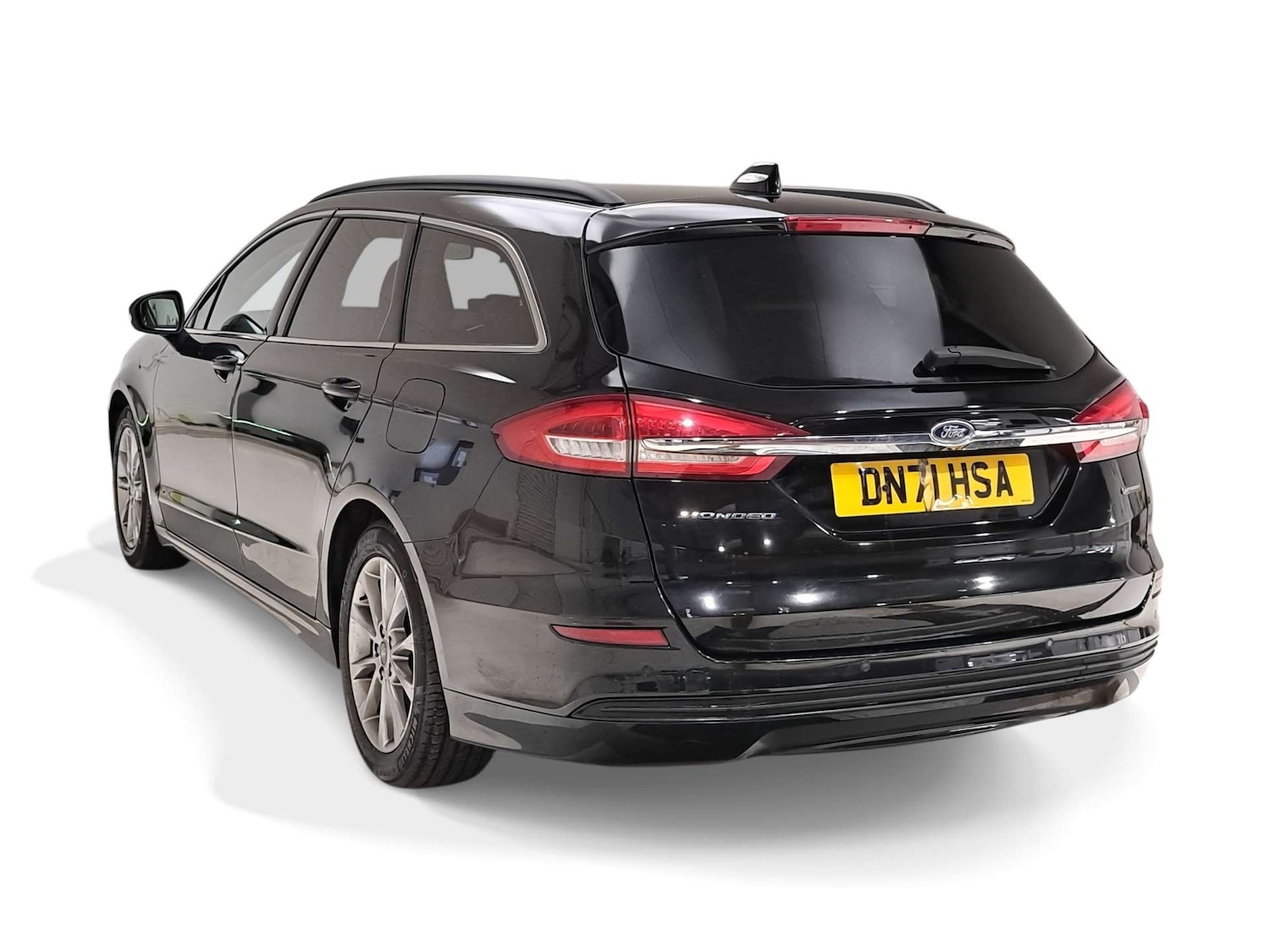 Used Ford Mondeo 2021 for sale - 77437509: Photo 4