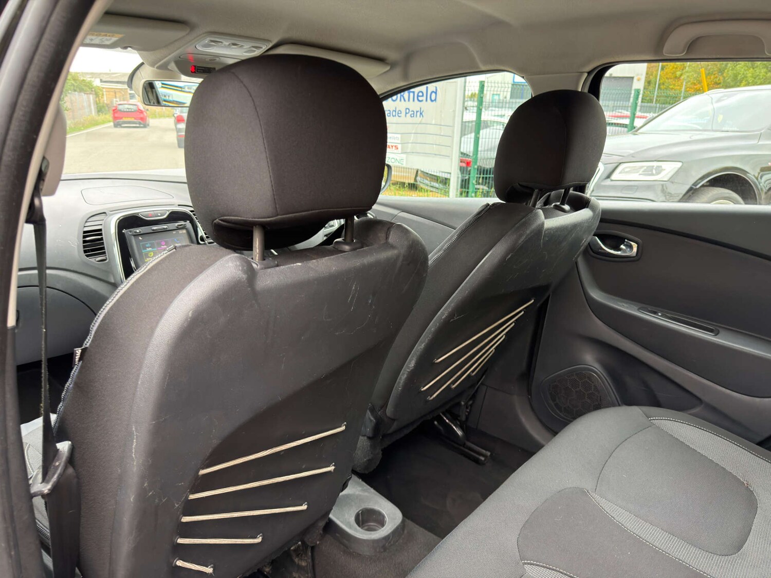 Used Renault Captur 2017 for sale - 77437727: Photo 38