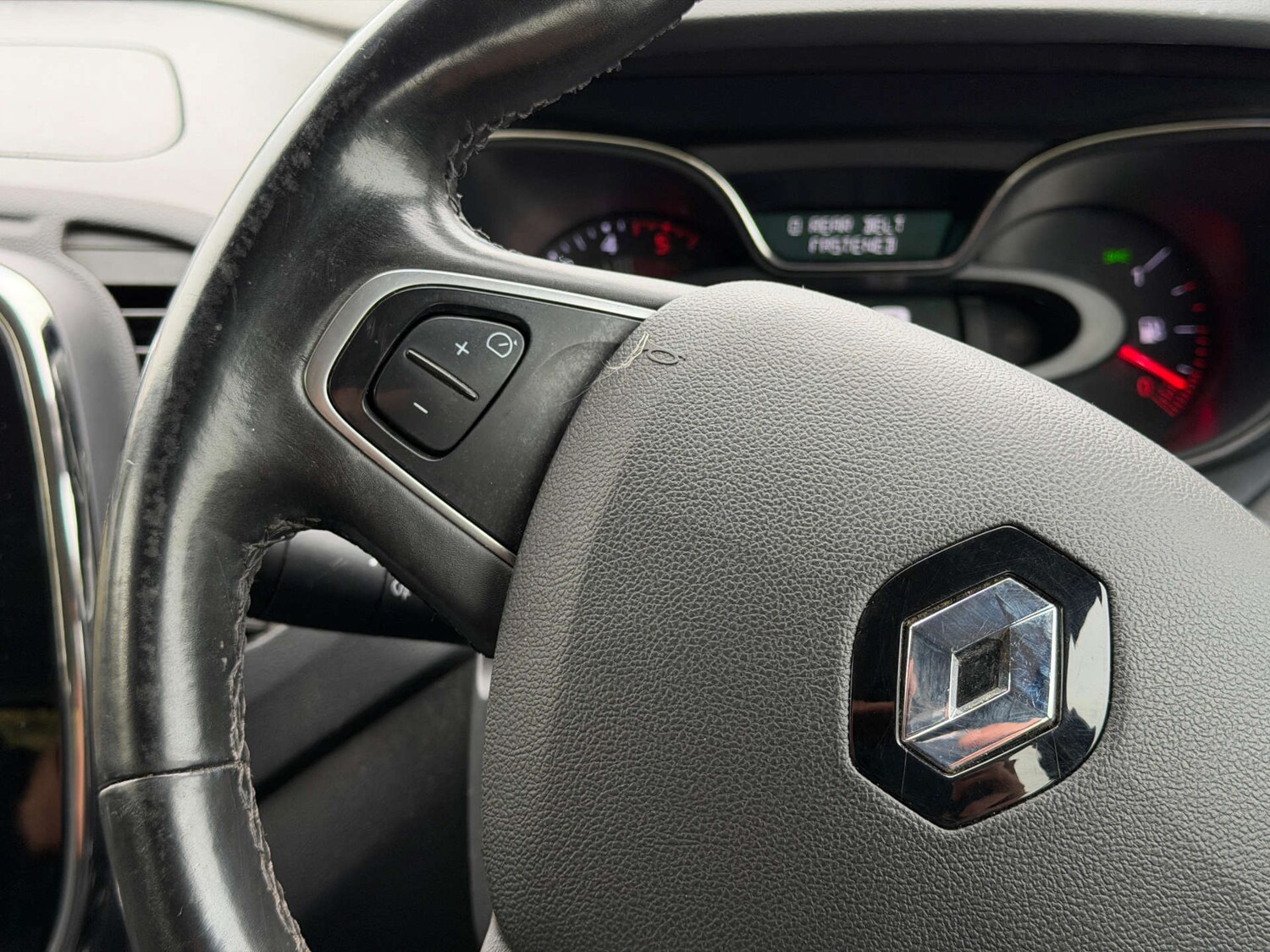 Used Renault Captur 2017 for sale - 77437727: Photo 41