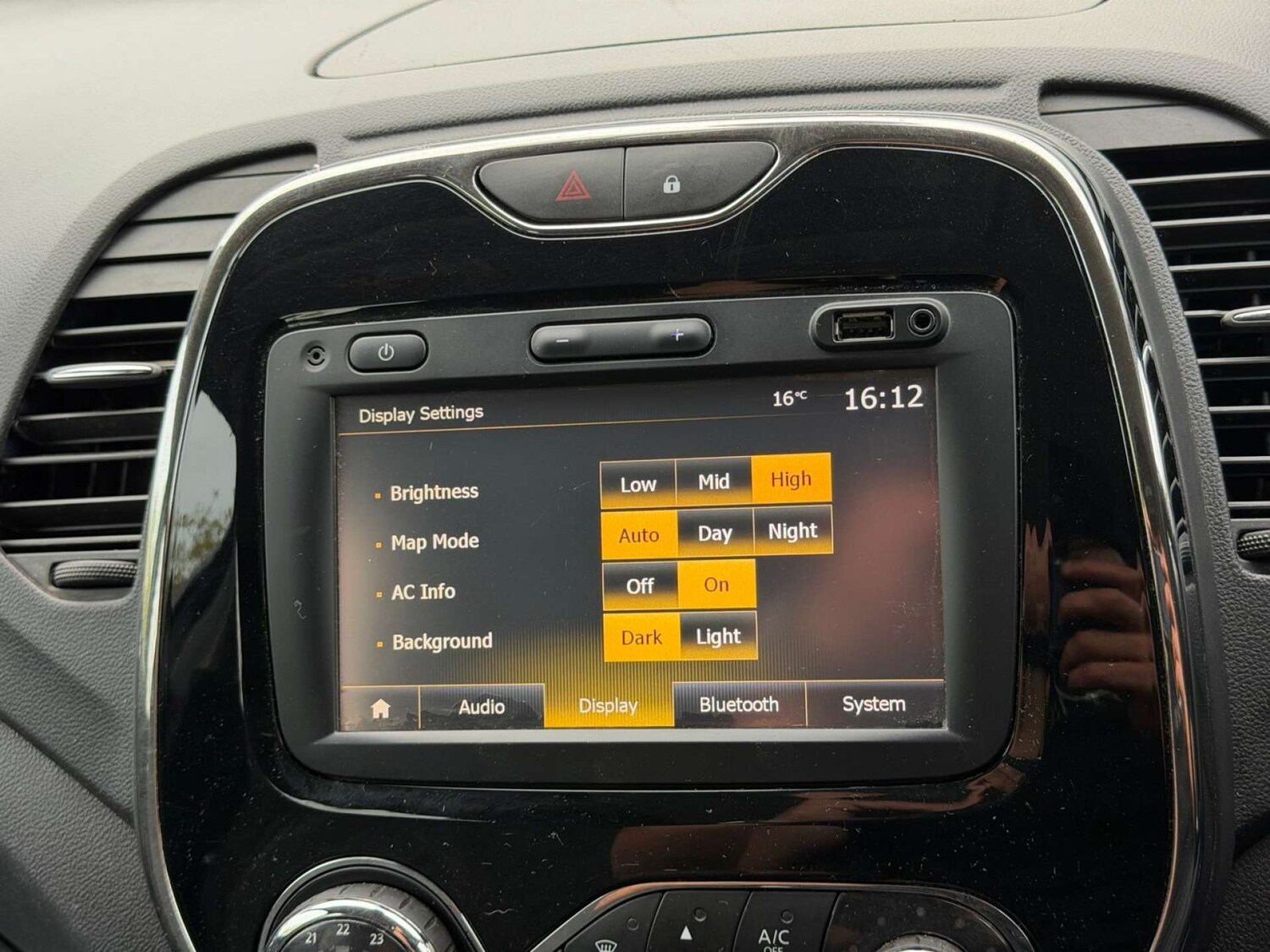 Used Renault Captur 2017 for sale - 77437727: Photo 62