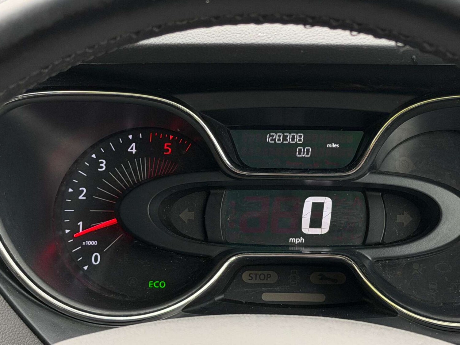 Used Renault Captur 2017 for sale - 77437727: Photo 64