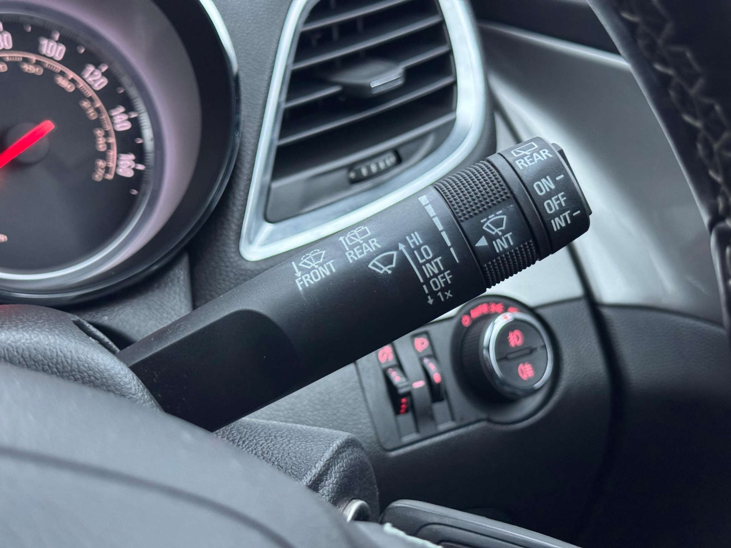 Used Vauxhall Mokka 2016 for sale - 77437545: Photo 37