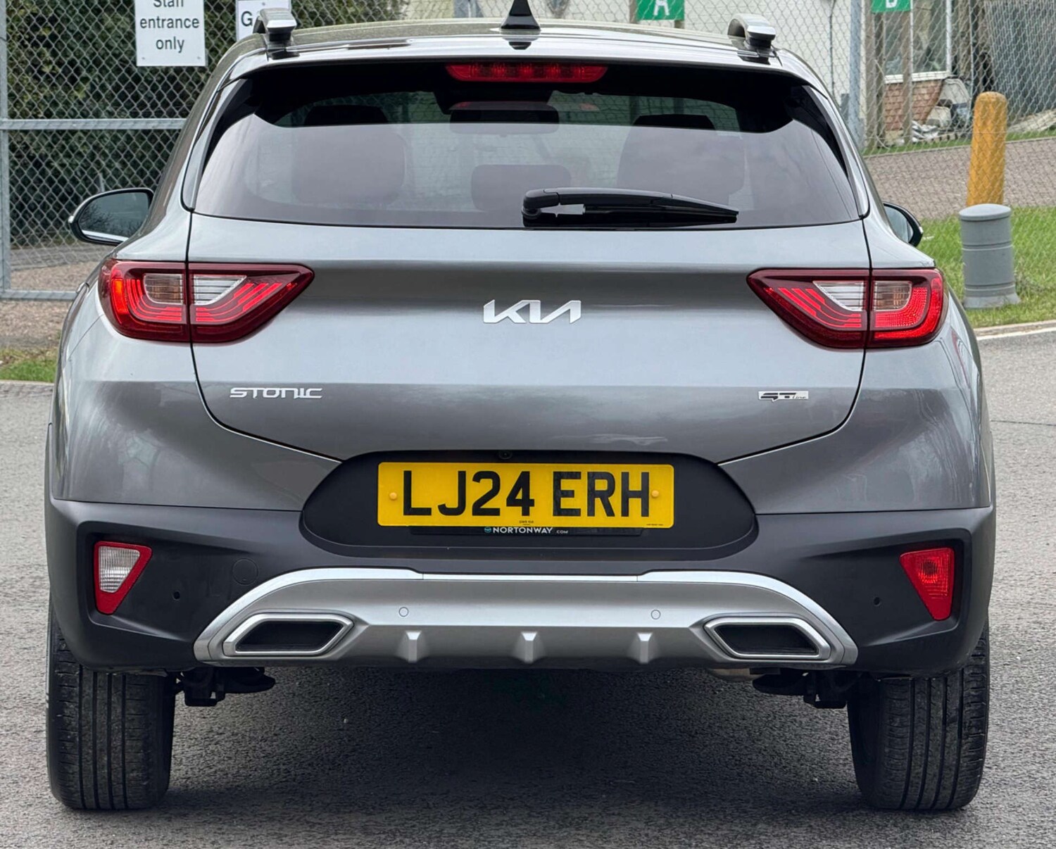 Used Kia Stonic 2024 for sale - 77542668: Photo 14