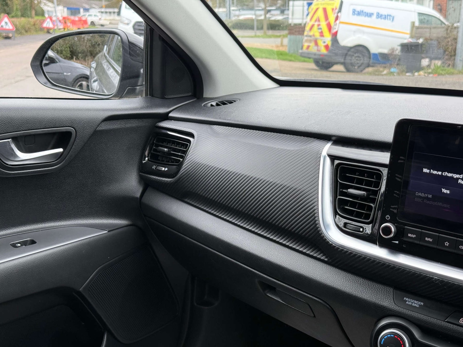 Used Kia Stonic 2024 for sale - 77542668: Photo 21