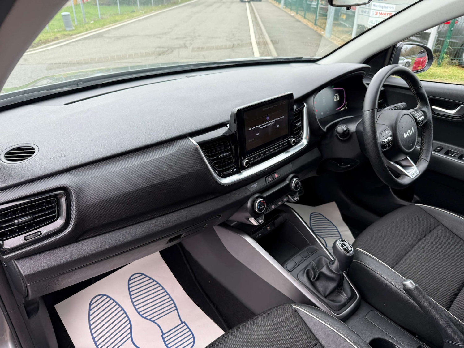 Used Kia Stonic 2024 for sale - 77542668: Photo 22