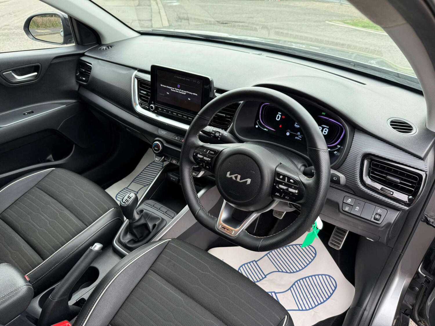 Used Kia Stonic 2024 for sale - 77542668: Photo 24