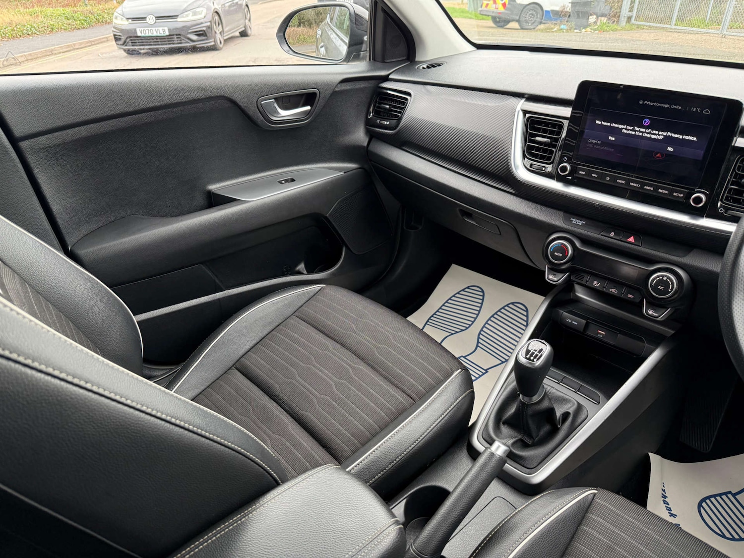 Used Kia Stonic 2024 for sale - 77542668: Photo 67