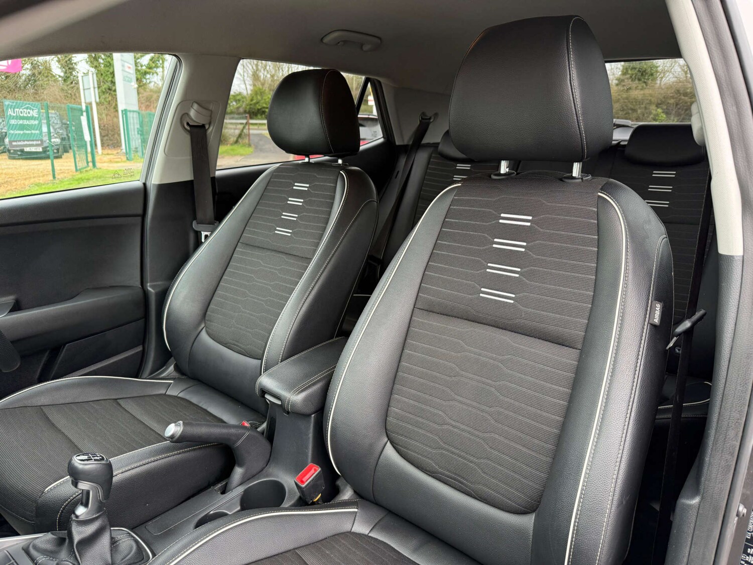 Used Kia Stonic 2024 for sale - 77542668: Photo 70