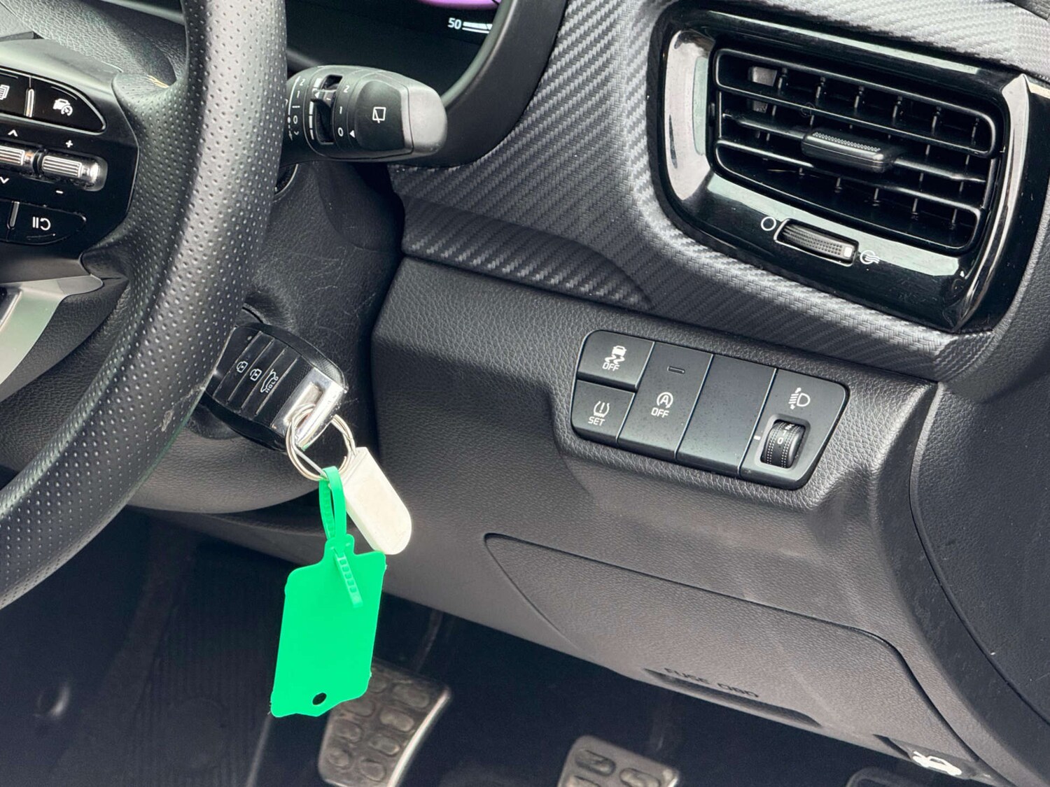 Used Kia Stonic 2024 for sale - 77542668: Photo 81