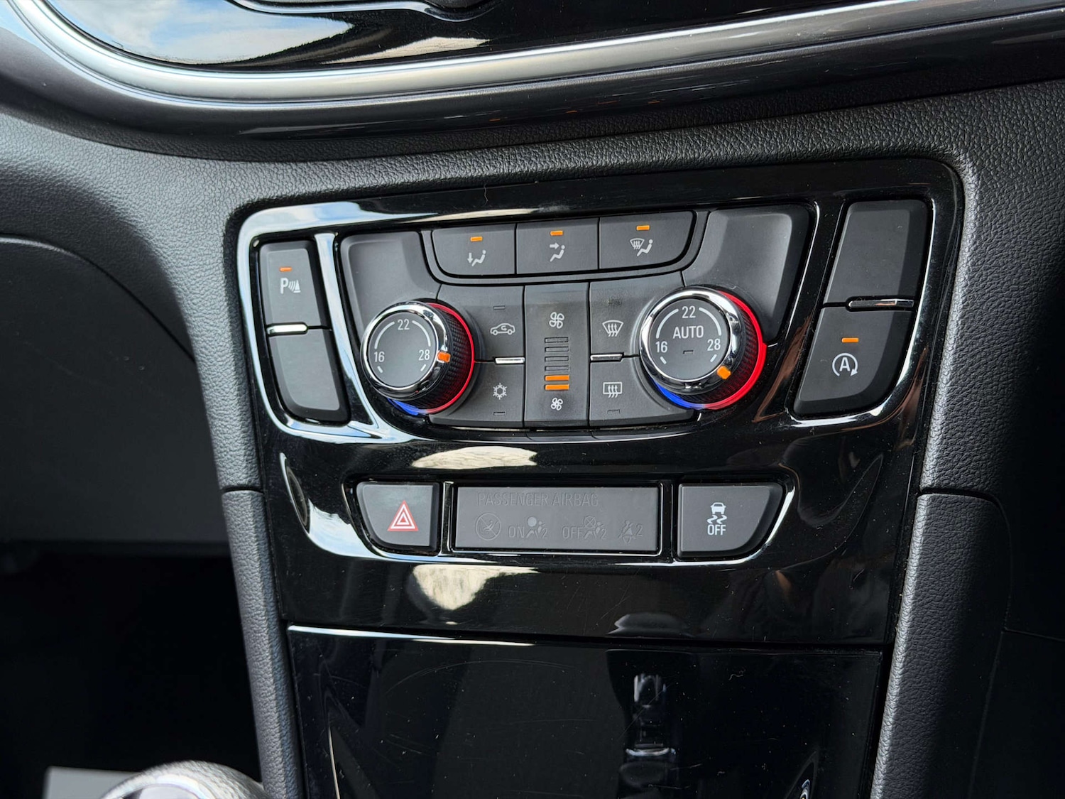 Used Vauxhall Mokka X 2018 for sale - 77437506: Photo 76