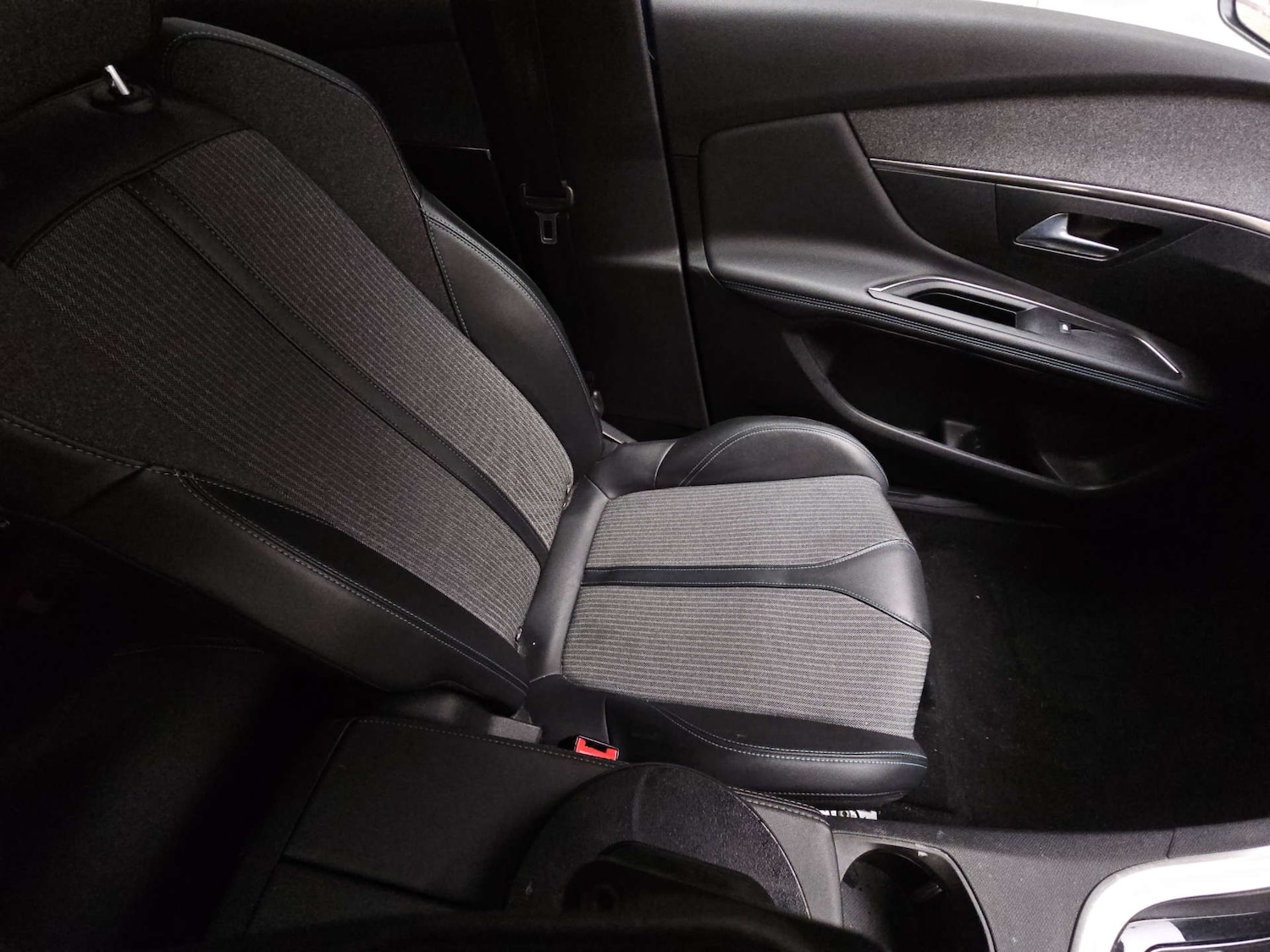 Used Peugeot 3008 2022 for sale - 77749138: Photo 9