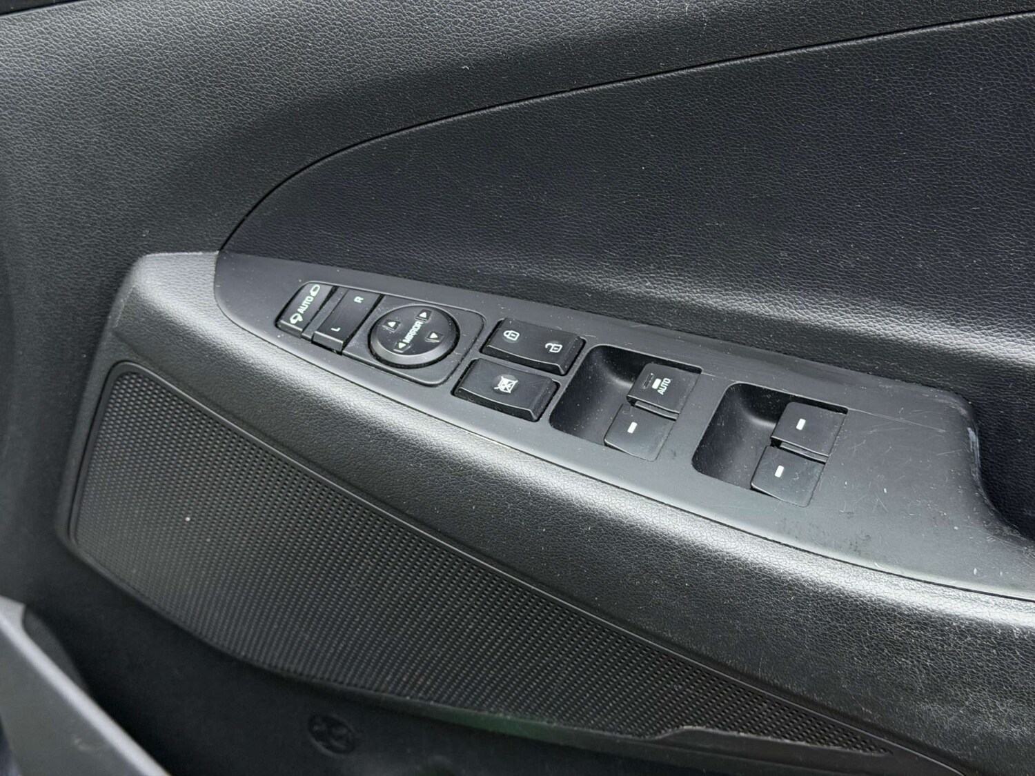 Used Hyundai TUCSON 2016 for sale - 77564296: Photo 38